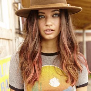 Meet your Posher, Azlin